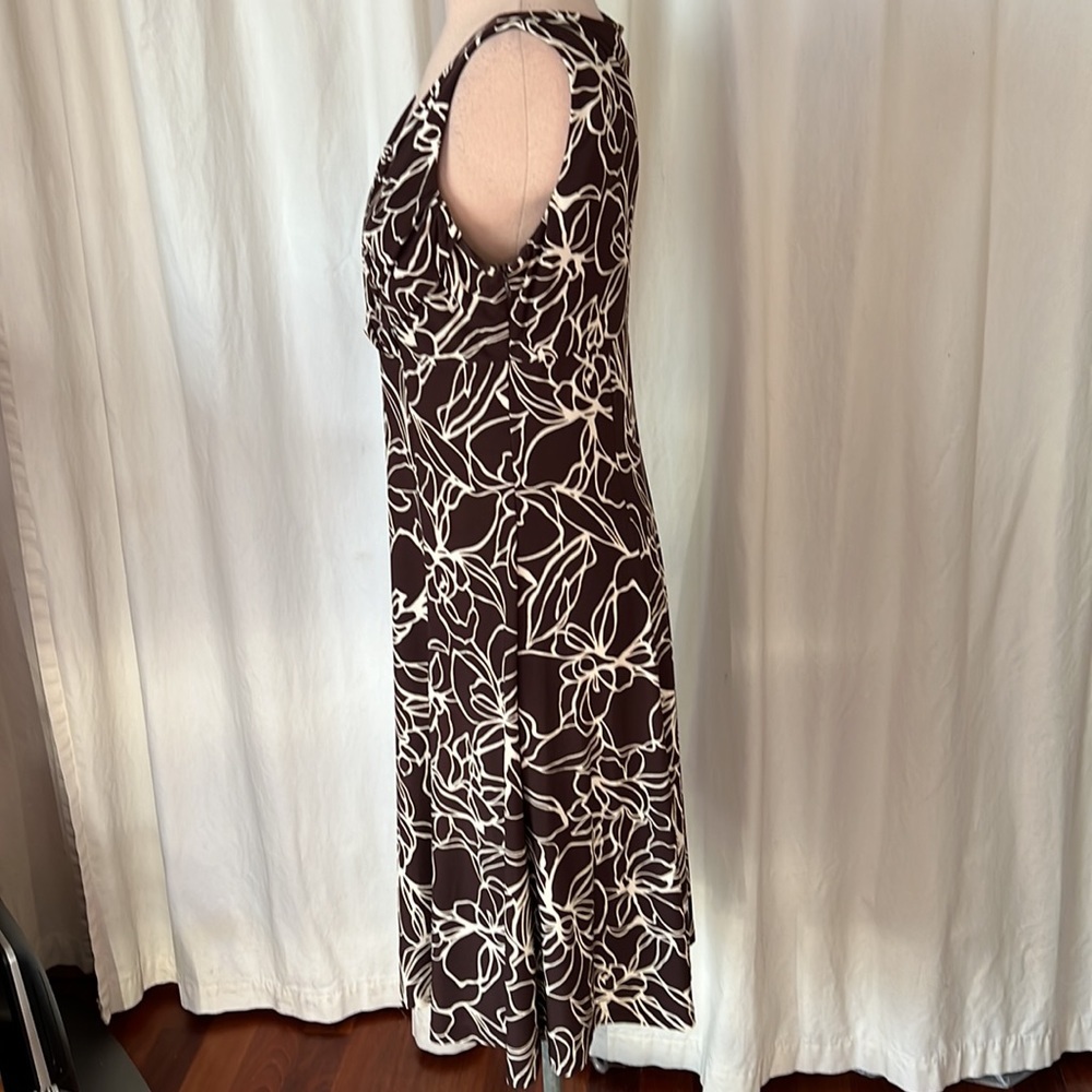 Jones west v neck flare midi dress sleeveless - Picture 3 of 7